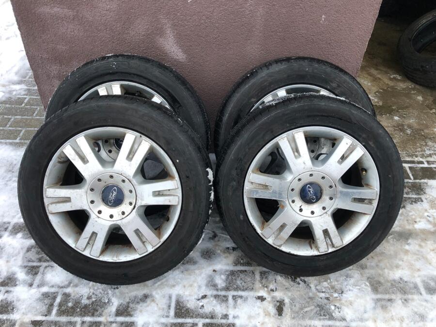 Ford, valuveljed