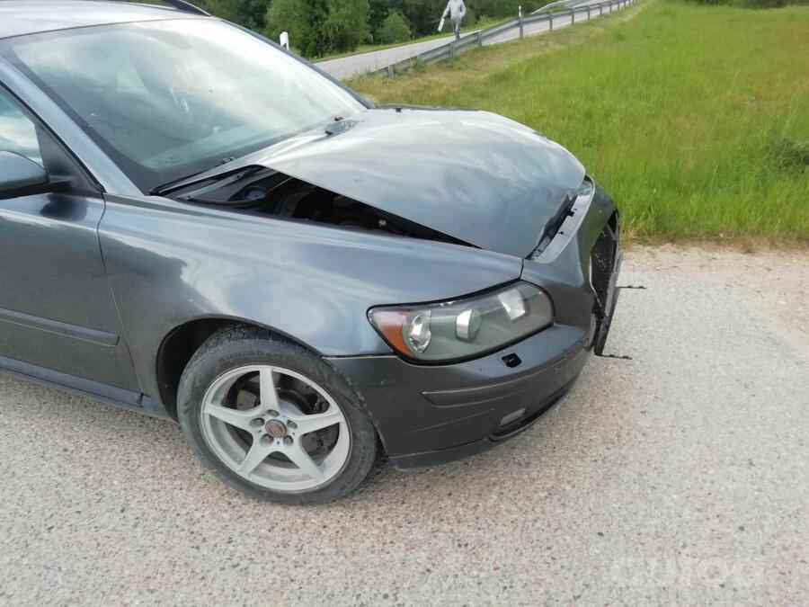 Volvo, valuveljed