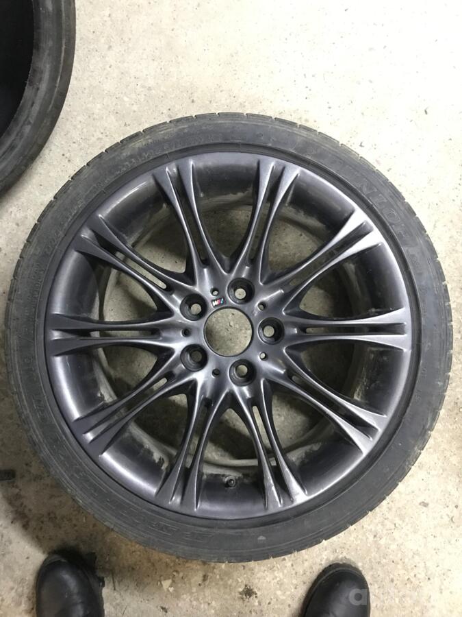 BMW, valuveljed