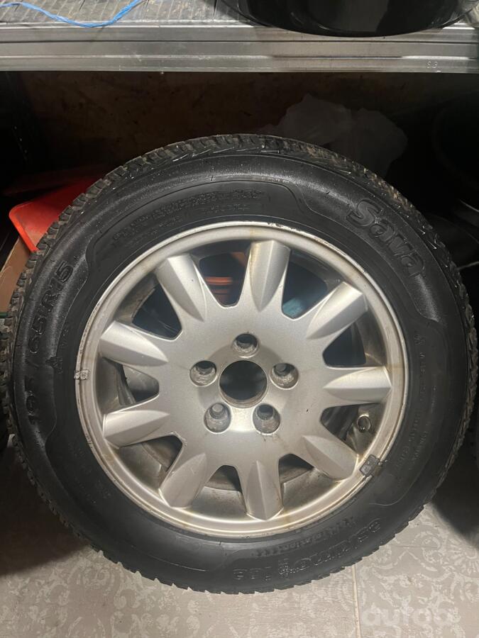 VOLVO, valuveljed