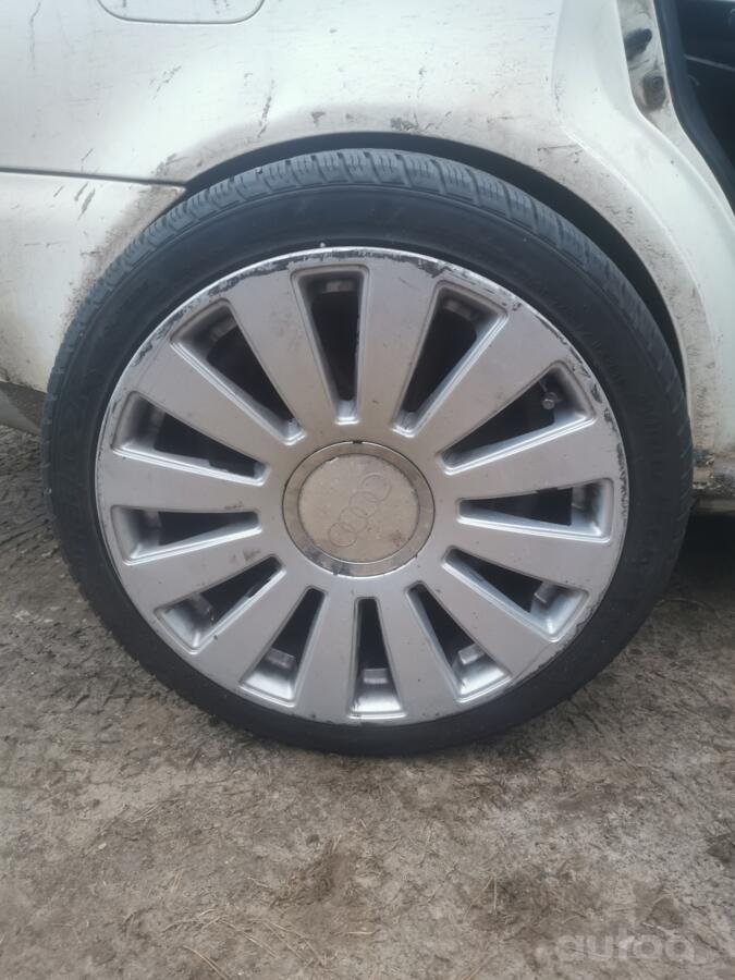 Audi, valuveljed