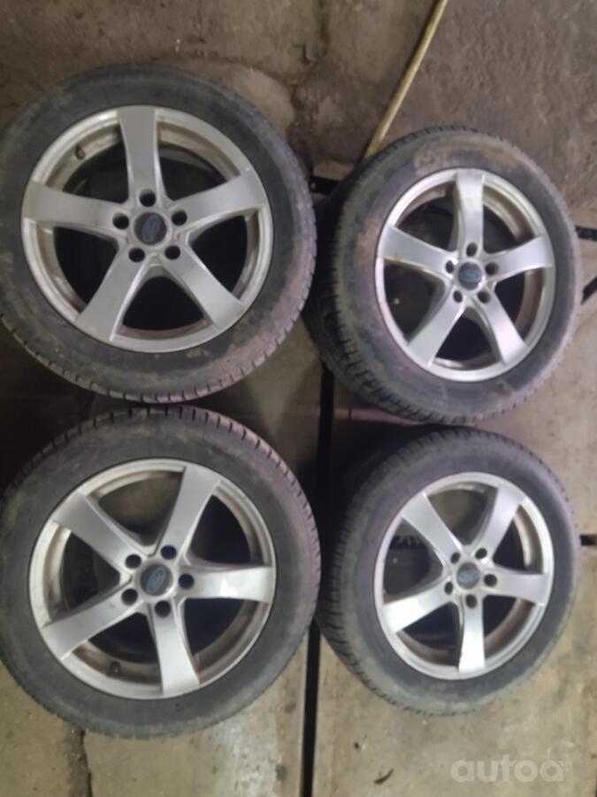 Ford, valuveljed