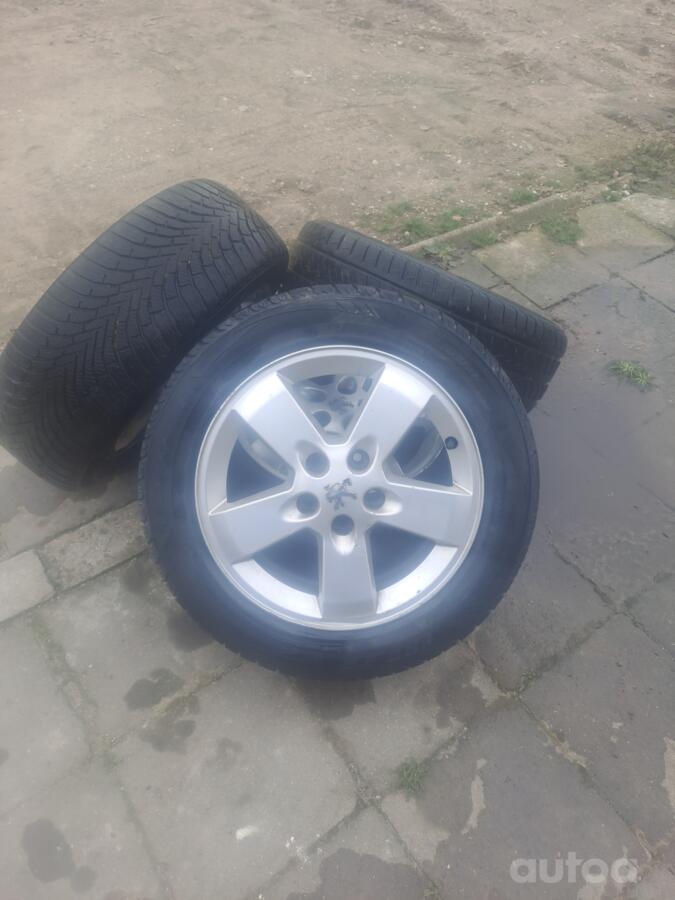 Peugeot, valuveljed