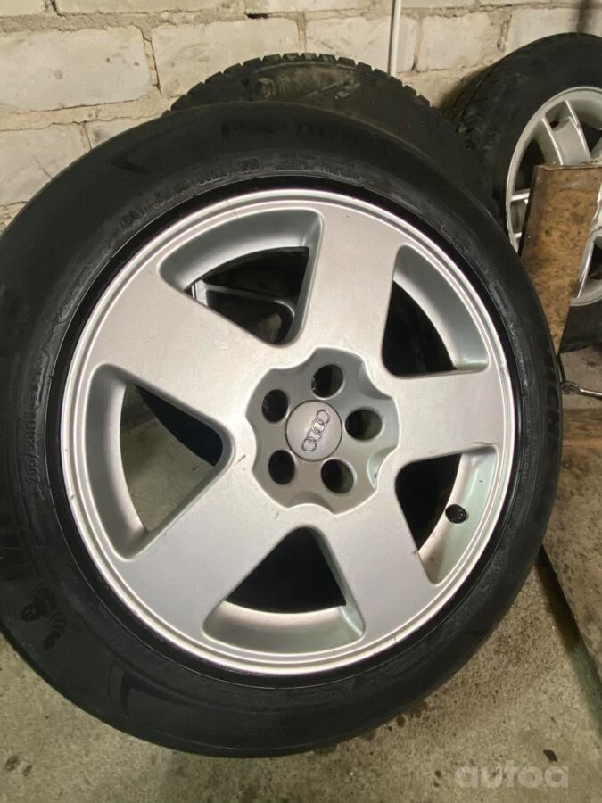 Audi, valuveljed