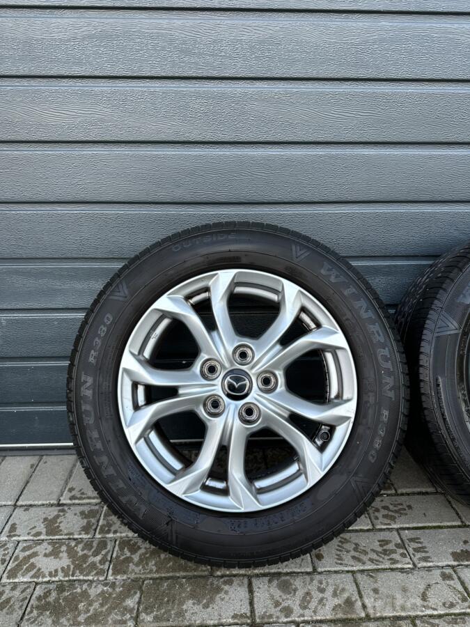 MAZDA, valuveljed