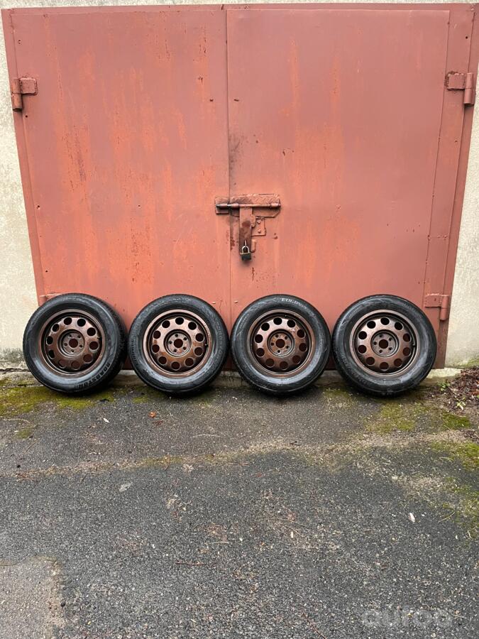 Audi, valuveljed