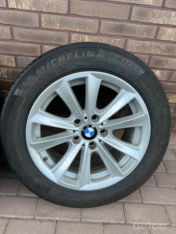 BMW, valuveljed