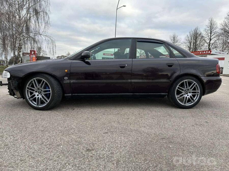 AUDI, valuveljed