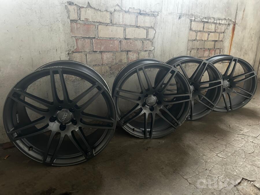 AUDI, valuveljed