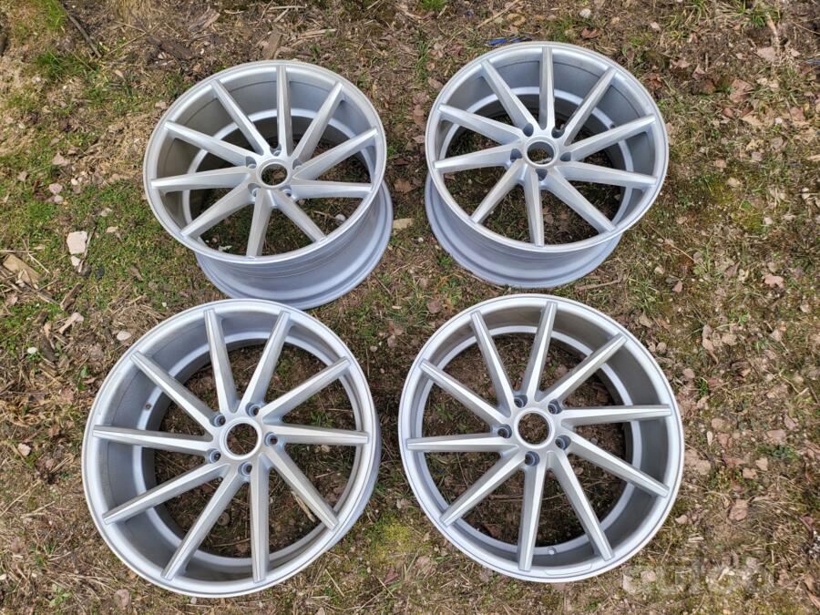 Vossen, valuveljed