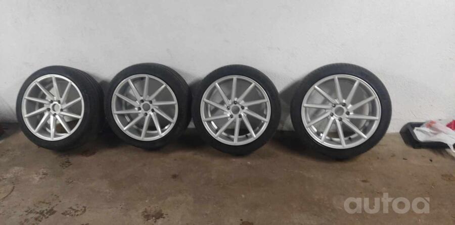 Vossen, valuveljed