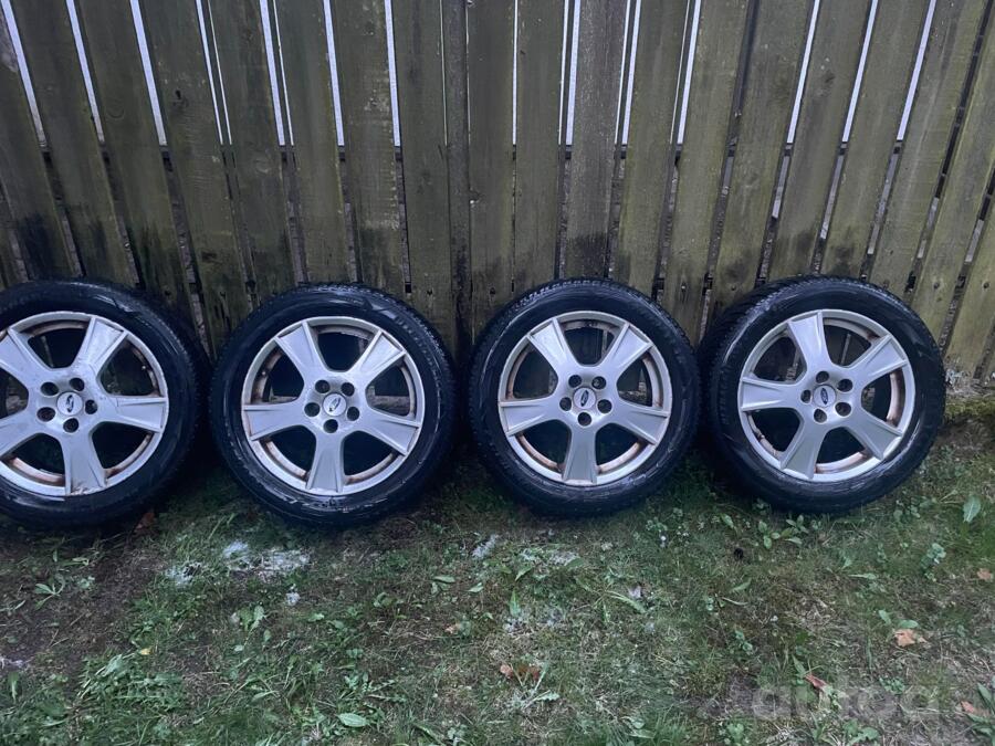 Ford, valuveljed