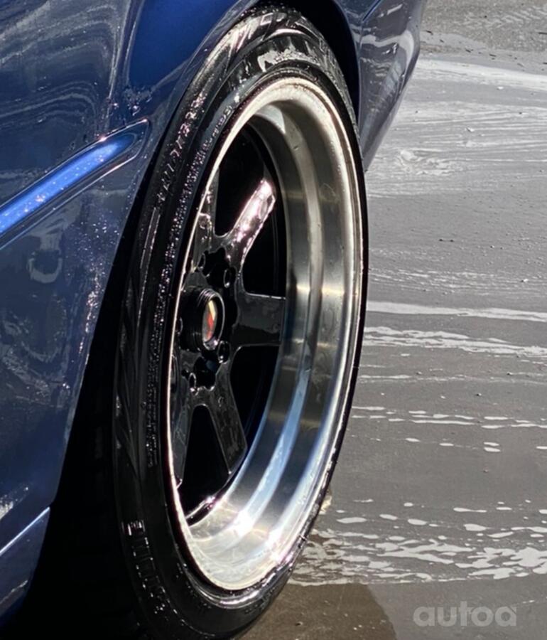 Japan Racing, valuveljed