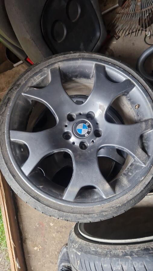 BMW, valuveljed