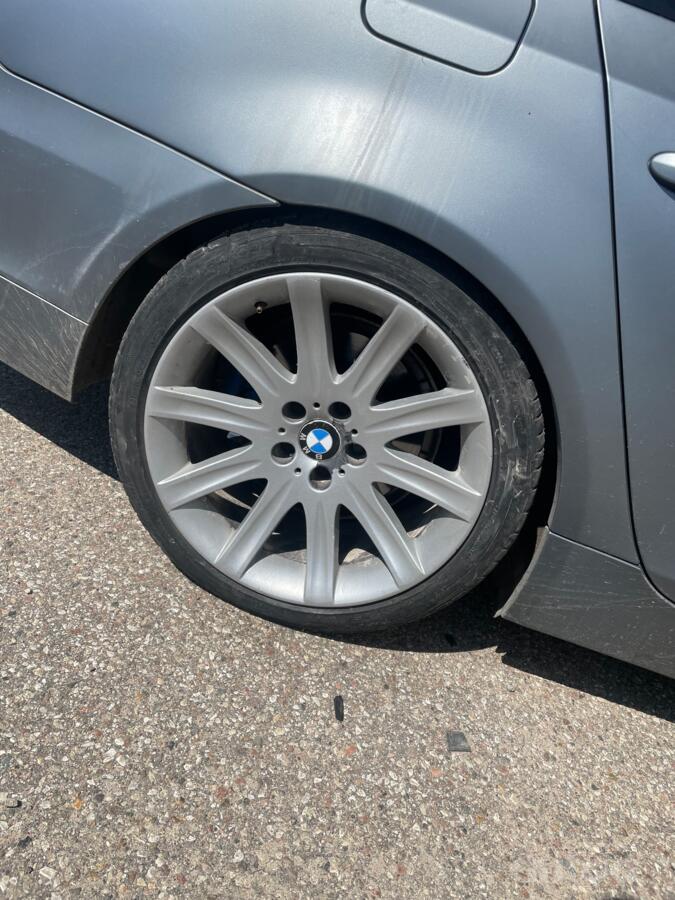 Bmw, valuveljed
