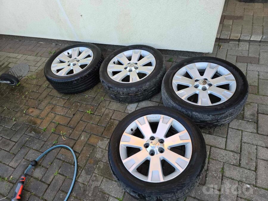 Mitsubishi, valuveljed