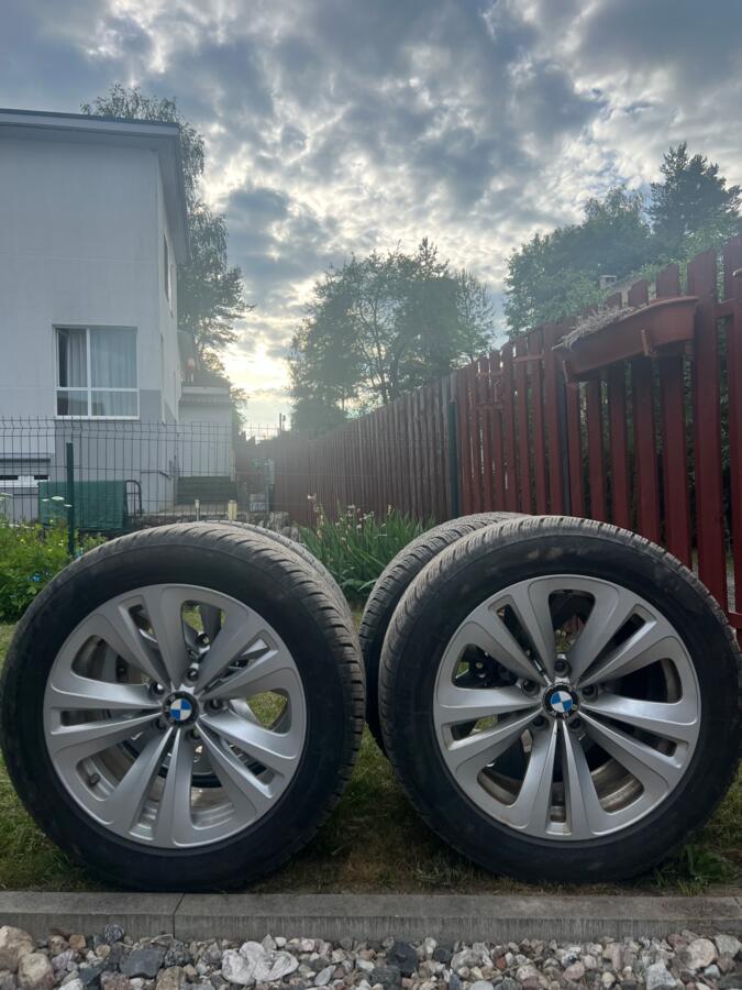 BMW, valuveljed
