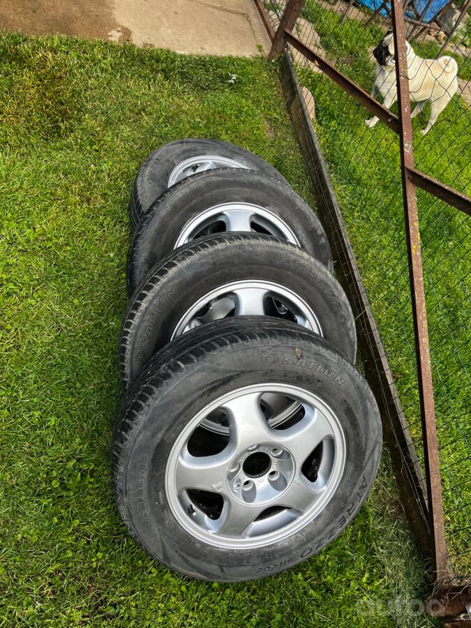 Opel ratai, valuveljed