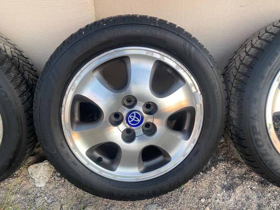 Toyota, valuveljed