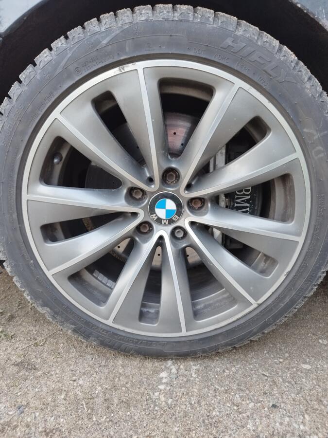 Bmw, valuveljed