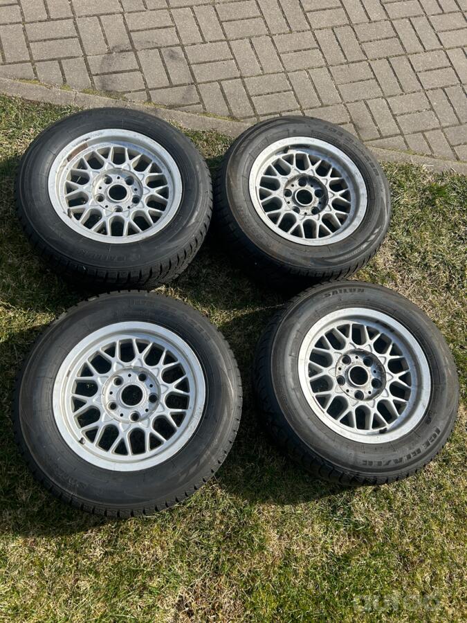 BBS, valuveljed