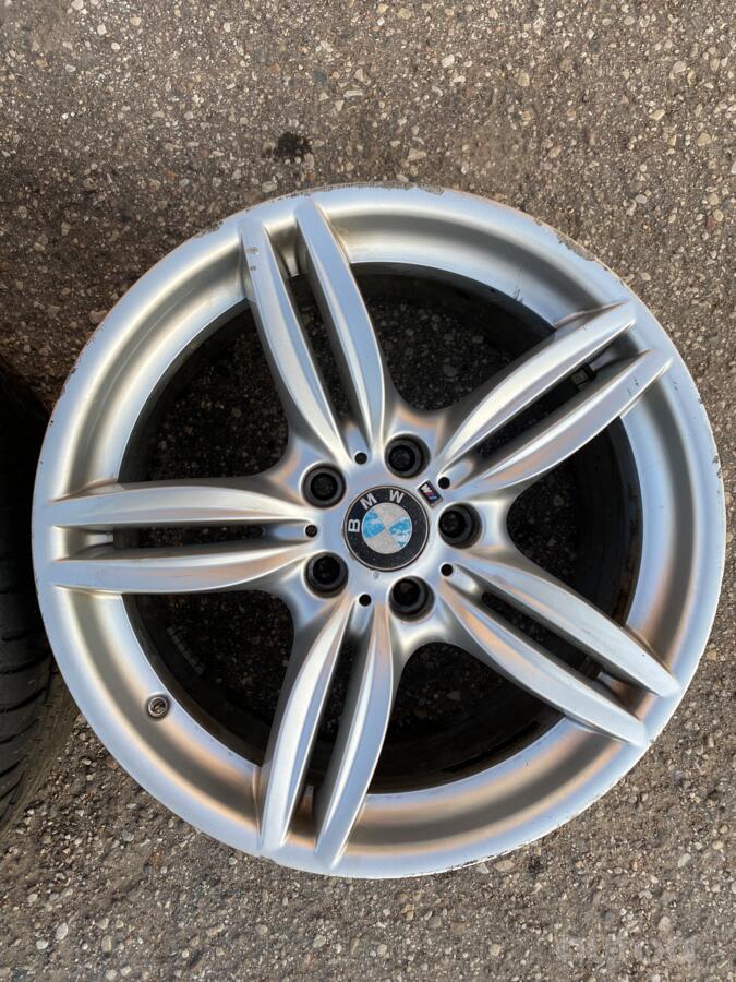 BMW, valuveljed