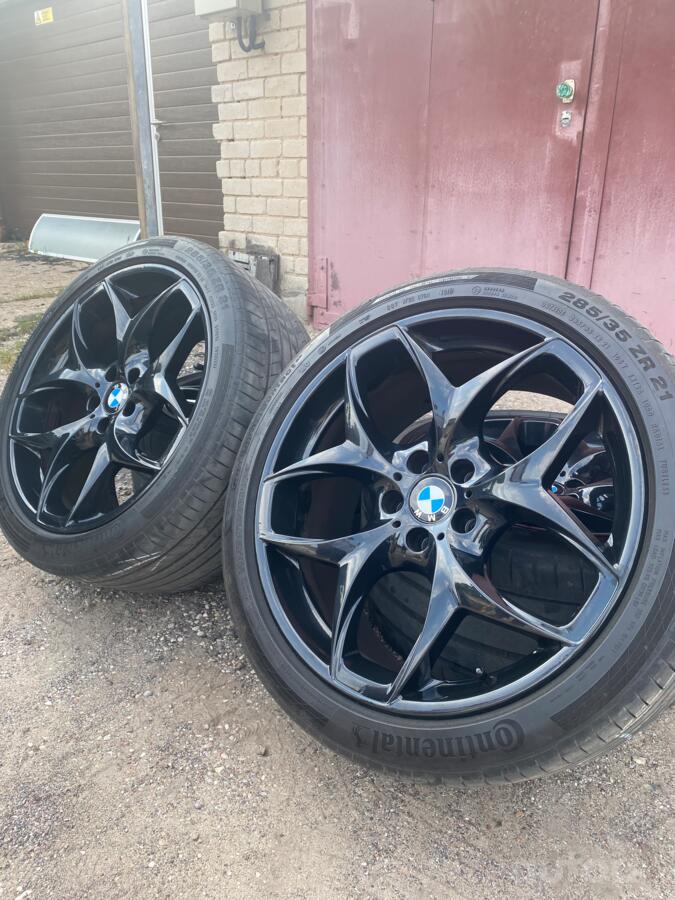 BMW, valuveljed