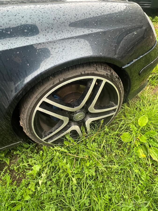 Mercedes, valuveljed