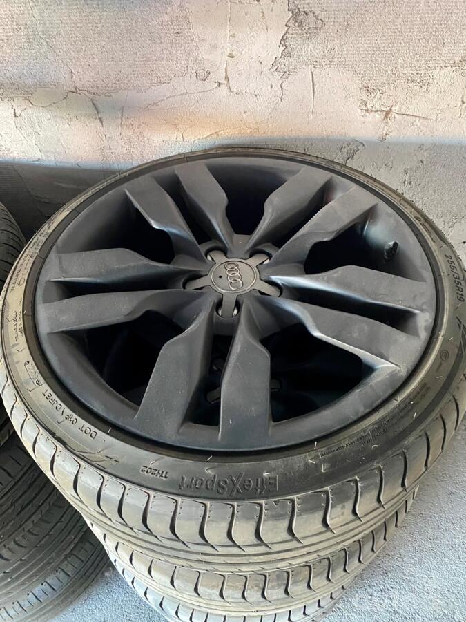 Audi S6, valuveljed