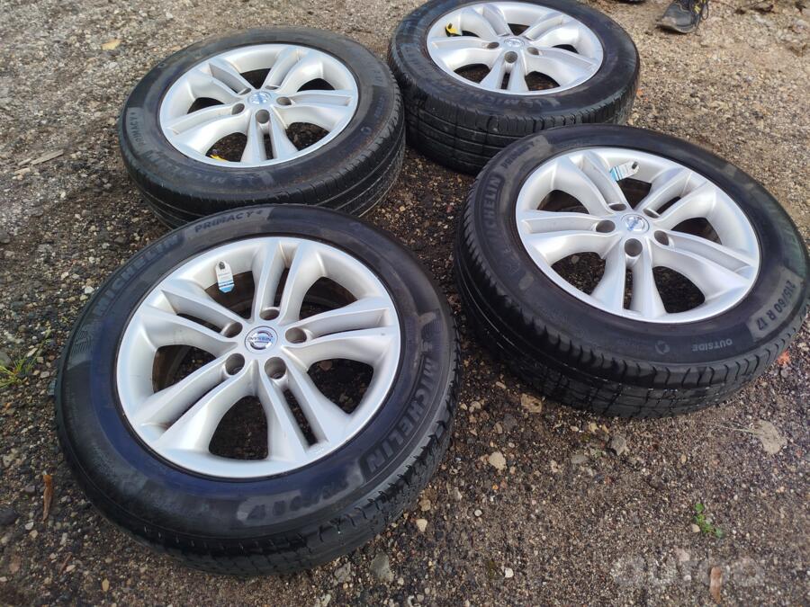 Nissan, valuveljed