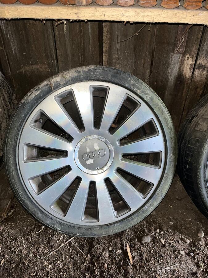 Audi, valuveljed