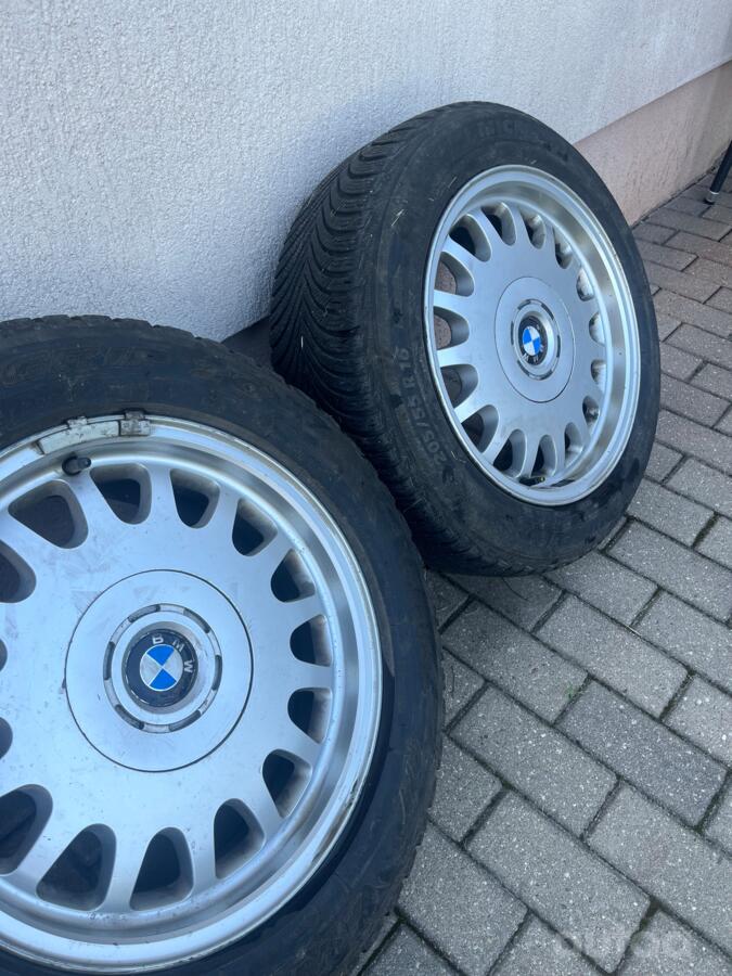 BMW, valuveljed