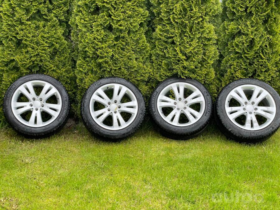 Mercedes, valuveljed