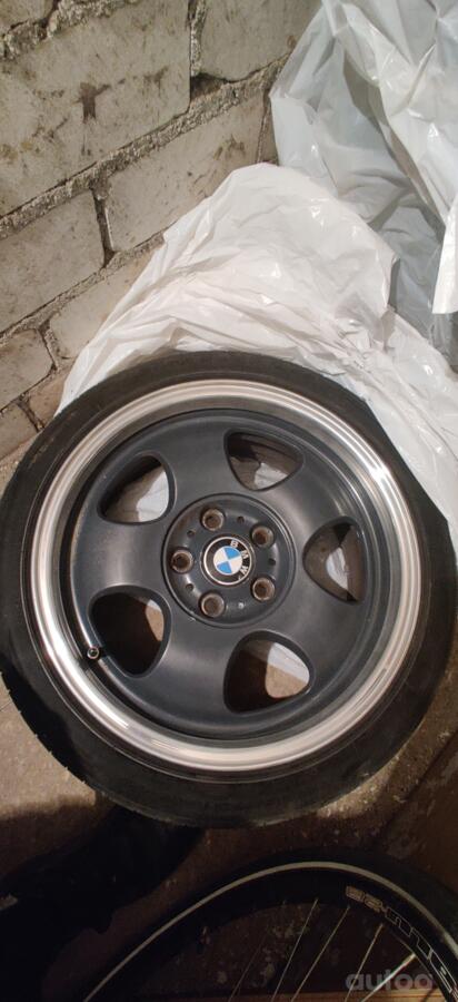 BMW, valuveljed