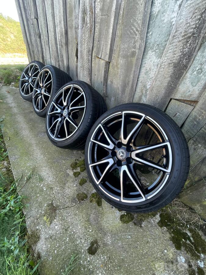 Mercedes, valuveljed