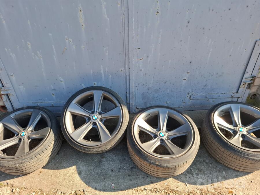 Bmw, valuveljed