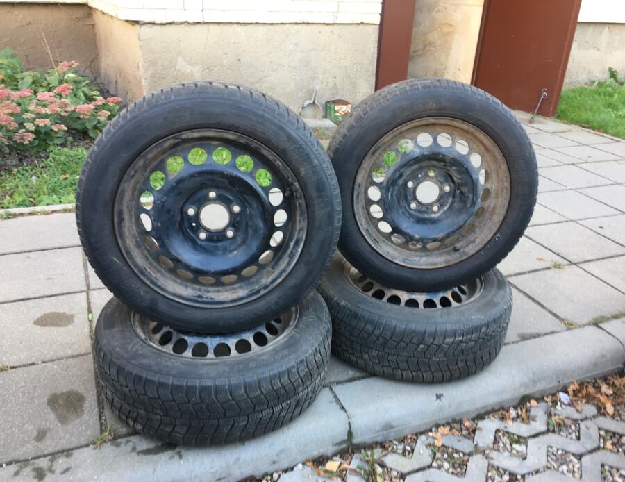 Audi, terasest stantsitud