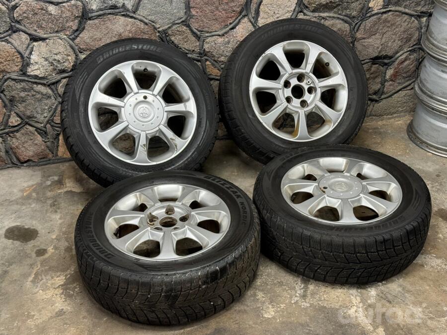 Toyota, valuveljed
