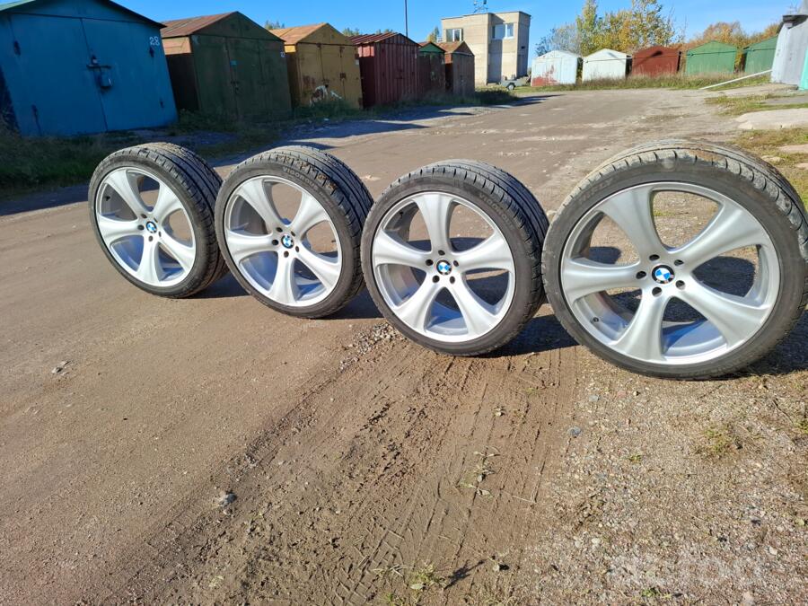 Bmw, valuveljed