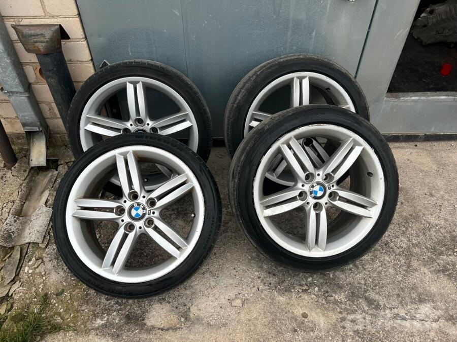 BMW, valuveljed