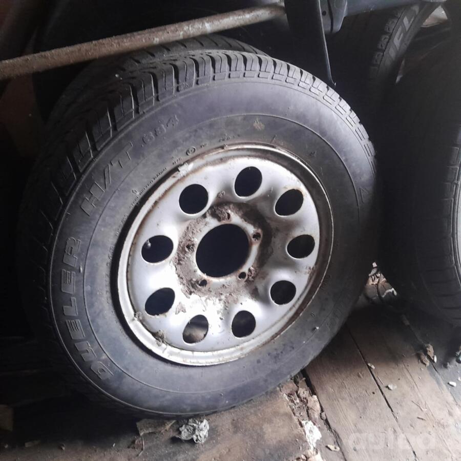 Suzuki, terasest stantsitud