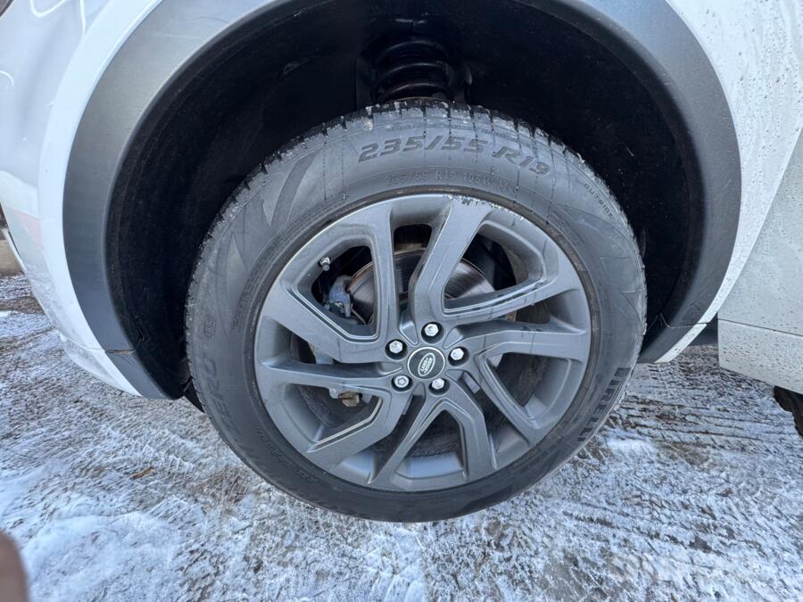 Land rover, valuveljed