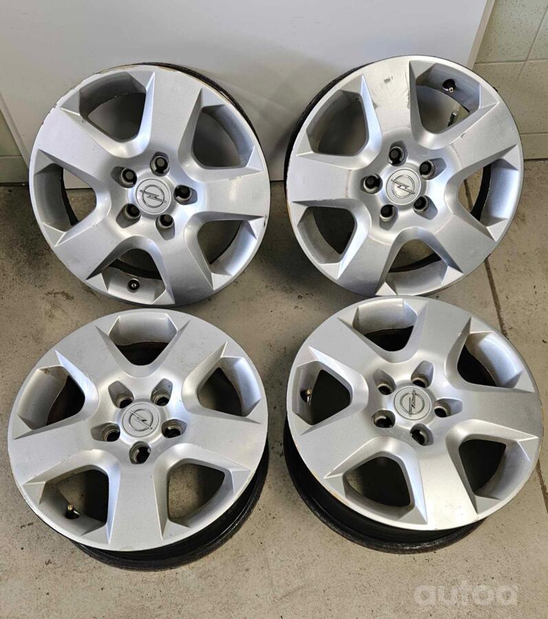 Opel, terasest stantsitud