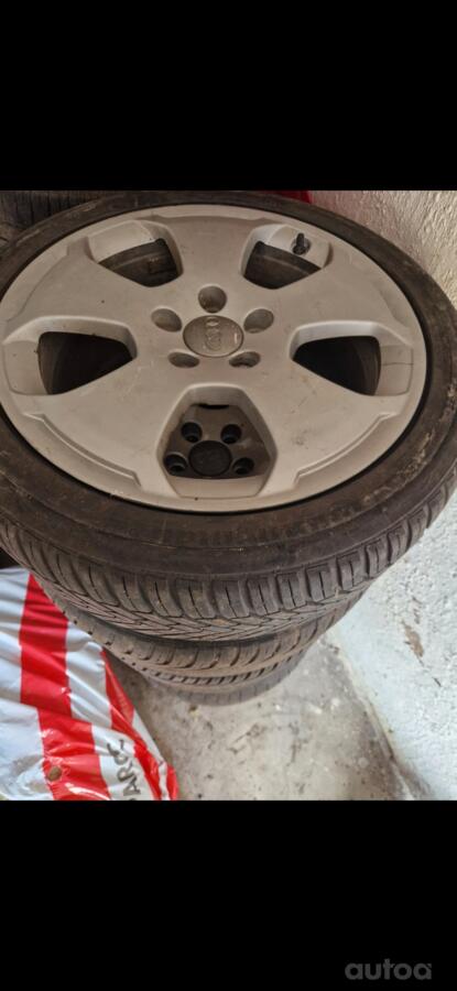 Audi, valuveljed