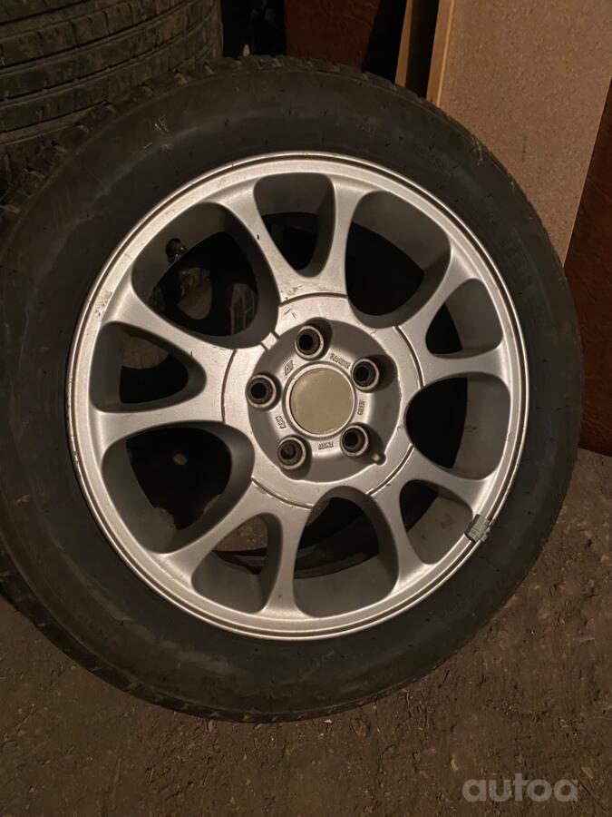 Ford S-Max, valuveljed