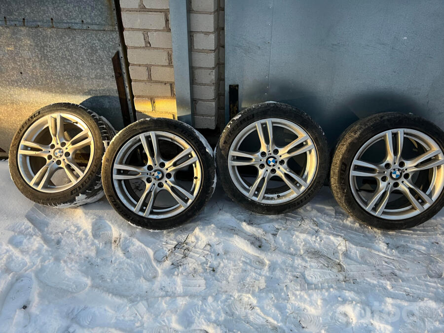 BMW, valuveljed