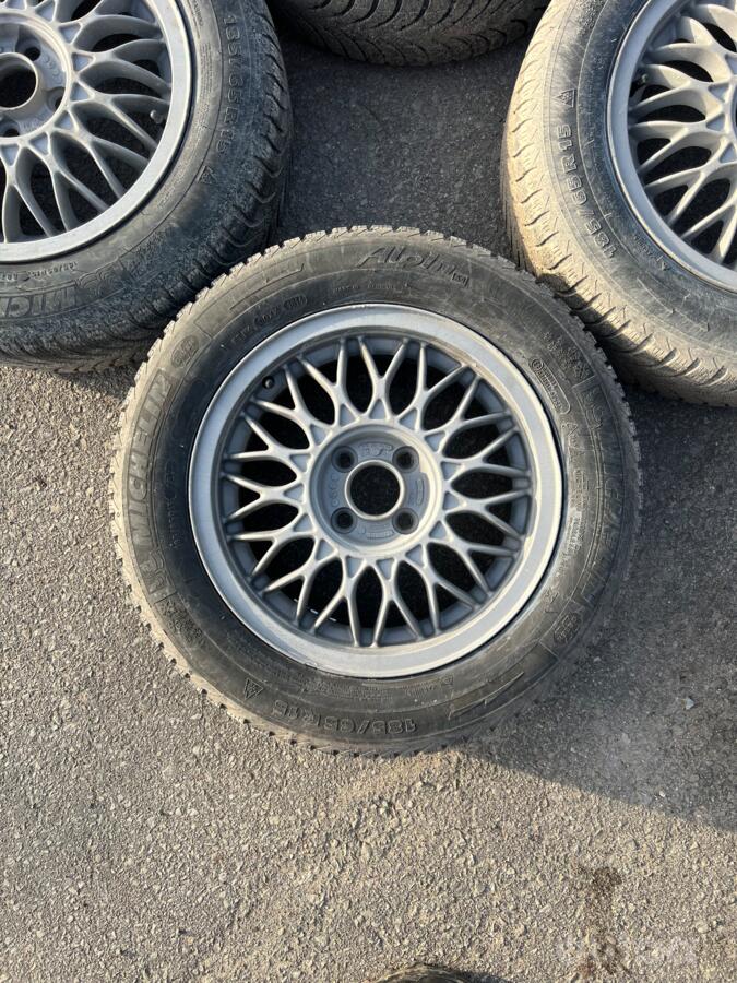 BBS, valuveljed