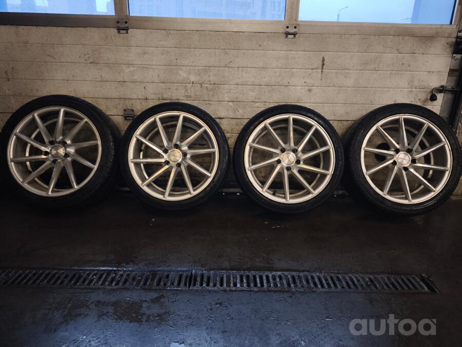 Vossen, valuveljed