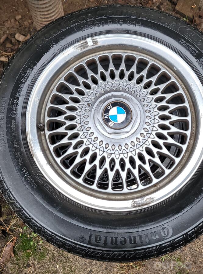 Bmw, valuveljed