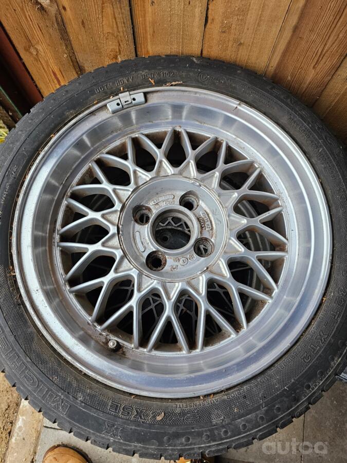 BBS, valuveljed